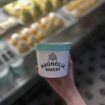 Magnolia Bakery - Apple Crisp Pudding Medium - Bakeries Near Me - Chicago, Illinois Magnolia Bakery - Apple Crisp Pudding Medium - Bakeries Near Me - Chicago, Illinois