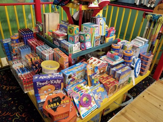 G Willikers Toy Shoppe by null