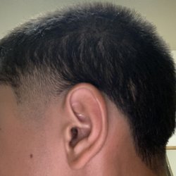 Ronny's Barber Shop - Bad haircut