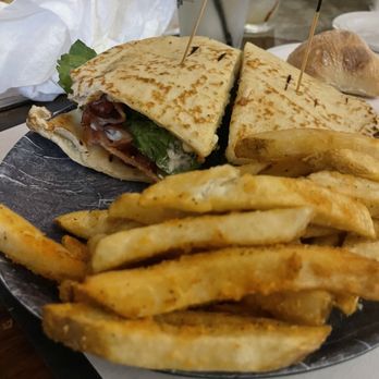 The Channel Marker - BLT - New American Near Me - Syracuse, Indiana