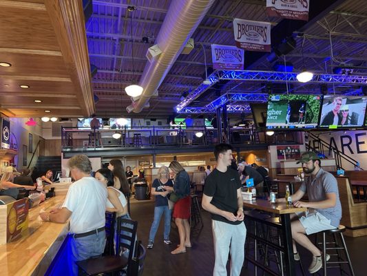 BROTHER S BAR GRILL Updated August 2025 16 Photos 21 Reviews BROTHER S BAR GRILL Updated August 2025 16 Photos 21 Reviews