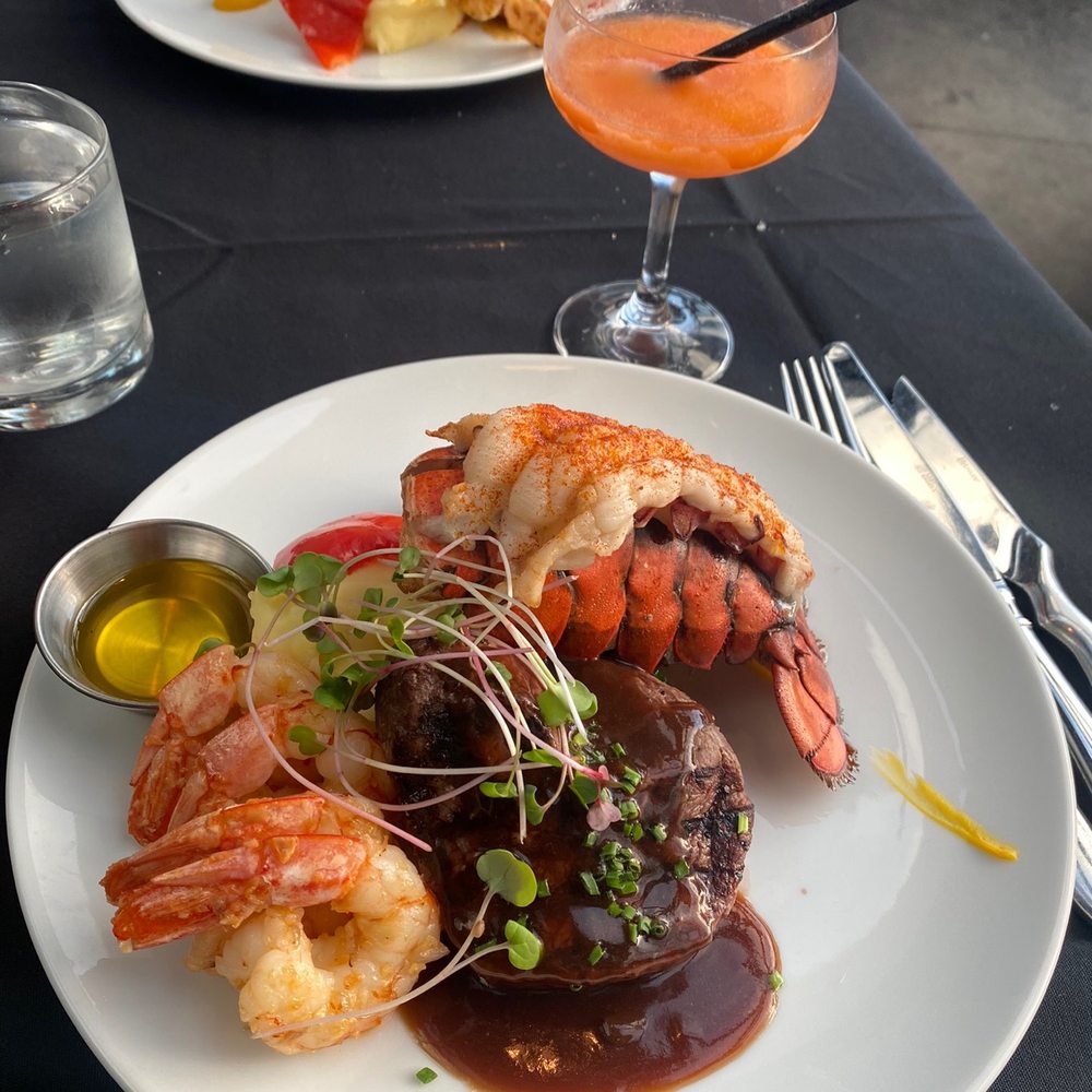 PIER 7 restaurant + bar - Surf & Turf dinner and Blackened Salmon dinner with Prawns - Seafood Near Me - North Vancouver, British Columbia PIER 7 restaurant + bar - Surf & Turf dinner and Blackened Salmon dinner with Prawns - Seafood Near Me - North Vancouver, British Columbia