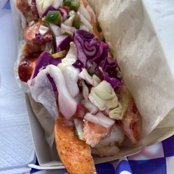 La La Lobster - Cape May - Lobster roll. Cabbage added. Wonderful!! - Seafood Near Me - Cape May, New Jersey La La Lobster - Cape May - Lobster roll. Cabbage added. Wonderful!! - Seafood Near Me - Cape May, New Jersey