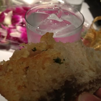 Arroyo Chop House - Garlic bread - Steakhouses Near Me - Pasadena, California Arroyo Chop House - Garlic bread - Steakhouses Near Me - Pasadena, California