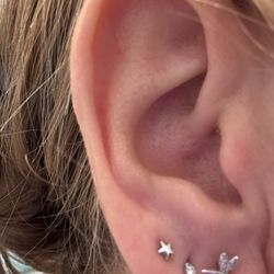 The Piercings Club - Natalie pierced the third hole! The star! They have super cute earrings!