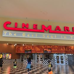 Cinemark Movies 14 - Time for movie!