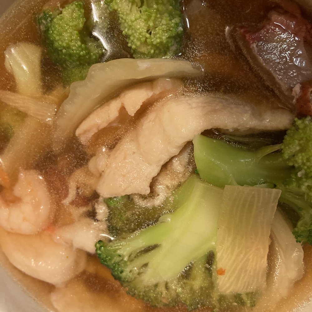 Lucky Chen - 28. Quart of House Special Soup - Noodles Near Me - Brooklyn, New York Lucky Chen - 28. Quart of House Special Soup - Noodles Near Me - Brooklyn, New York