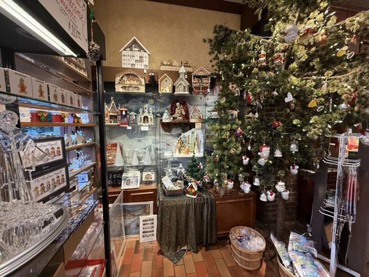 Schmidt's Fudge Haus by null