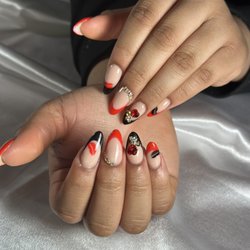 Queen kat nail studio - Almond full set