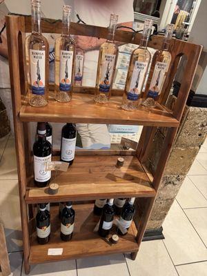 Stefani’s Bottega Italiana by null