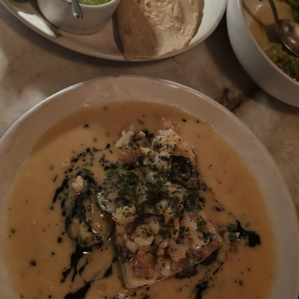 Este - Fish and quesadilla - Seafood Near Me - Austin, Texas
