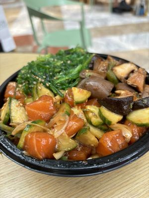 Blue Ribbon Sushi Bar at Hudson Eats by null
