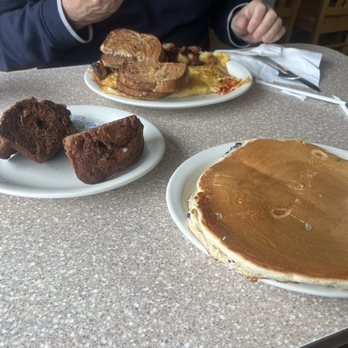 Josie's Corner - Breakfast & Brunch Near Me - Berlin, Connecticut
