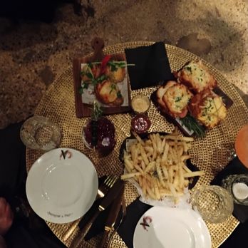 Vanderpump A Paris - Gruyere fries, beef Wellington sliders and mini monsieurs - French Near Me - Las Vegas, Nevada Vanderpump A Paris - Gruyere fries, beef Wellington sliders and mini monsieurs - French Near Me - Las Vegas, Nevada