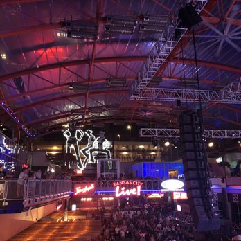 No Other Pub By Sporting Kc 93 Photos 101 Reviews 1370 Grand Blvd Kansas City Mo Yelp No Other Pub By Sporting Kc 93 Photos 101 Reviews 1370 Grand Blvd Kansas City Mo Yelp