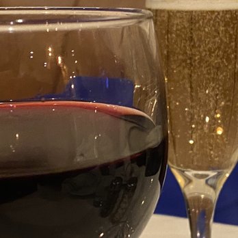 La Bohème - Bordeaux et brut - Pizza Near Me - Hoboken, New Jersey