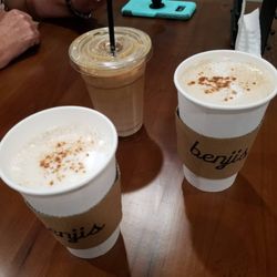 Benjis - Chai tea latte - hot and cold