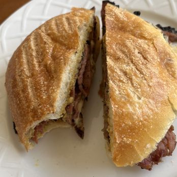 Zoi's New Haven - #17 with no onions or tomatoes - Breakfast & Brunch Near Me - New Haven, Connecticut Zoi's New Haven - #17 with no onions or tomatoes - Breakfast & Brunch Near Me - New Haven, Connecticut