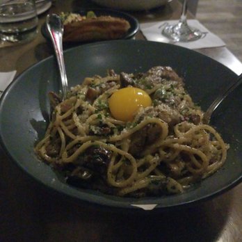 Passero - Spaghetti Carbonara - Italian Near Me - Arlington Heights, Illinois