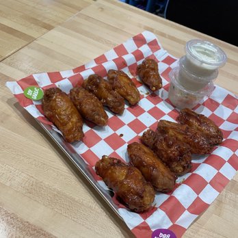 Bonchon Smyrna - W Sam Ridley Pkwy - Soy Garlic and Korean BBQ Wings and coleslaw - Chicken Wings Near Me - Smyrna, Tennessee