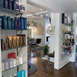 La Maison Salon - Good variety of the latest hair products, including, difficult to find hairdryers.