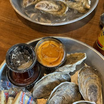Big Crab - Steamed and raw oysters - Seafood Near Me - Jacksonville, Florida Big Crab - Steamed and raw oysters - Seafood Near Me - Jacksonville, Florida