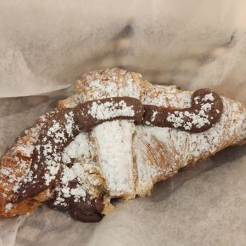 Nanou Las Olas - Nutella croissant - Bakeries Near Me - Fort Lauderdale, Florida Nanou Las Olas - Nutella croissant - Bakeries Near Me - Fort Lauderdale, Florida