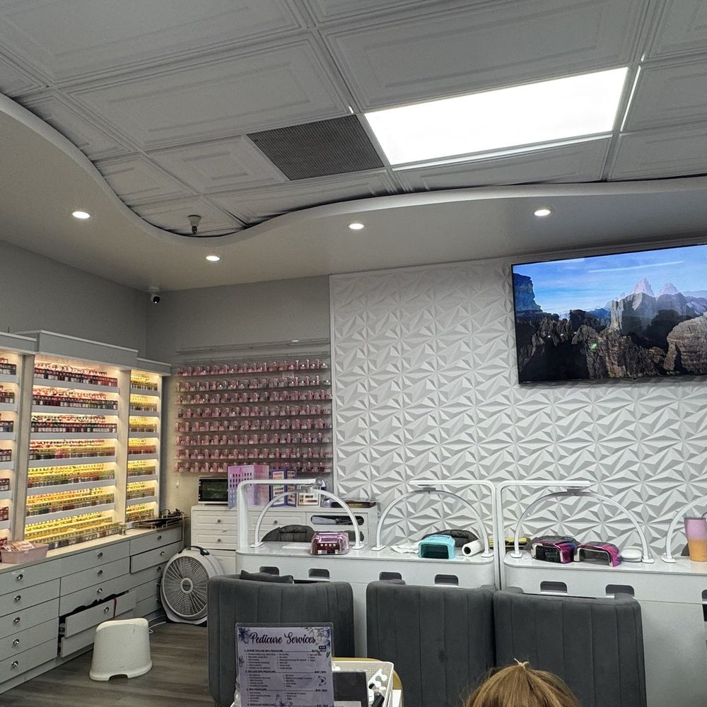Luxe's Nails & Spa - Inside - Nail Salons Near Me - Fremont, California Luxe's Nails & Spa - Inside - Nail Salons Near Me - Fremont, California