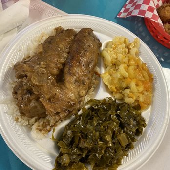 Nippy's Soul Food - Baked Mac and cheese, collards, and turkey wings smothered in gravy over rice. - Soul Food Near Me - Wilmington, North Carolina Nippy's Soul Food - Baked Mac and cheese, collards, and turkey wings smothered in gravy over rice. - Soul Food Near Me - Wilmington, North Carolina