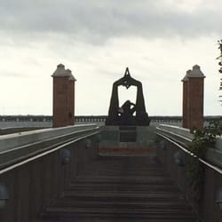 Hawkshaw Lagoon Memorial Park