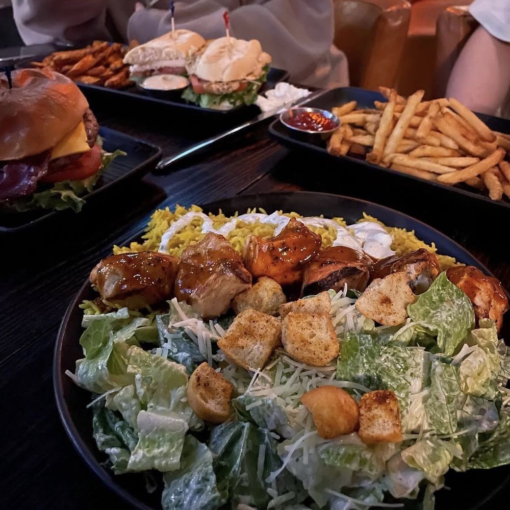 Haze Restaurant + Lounge - Mushroom Swiss Burger Pesto Panini & Peri Peri Chicken Skewer - Hookah Bars Near Me - Richmond Hill, Ontario