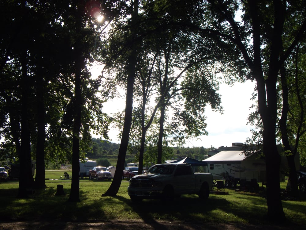 RAFTING CO CAMPINGRV RESORT Updated August 2024 95 McCormick Rd, Steelville, Missouri