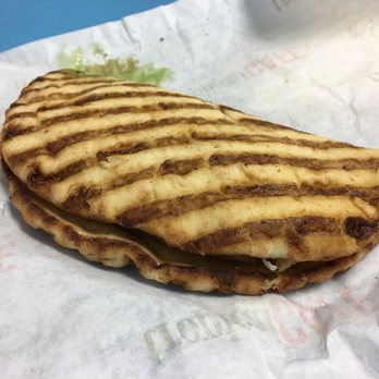 Tropical Smoothie Cafe - Chicken Pesto Flatbread- Delicious. - Juice Bars & Smoothies Near Me - Columbus, Ohio