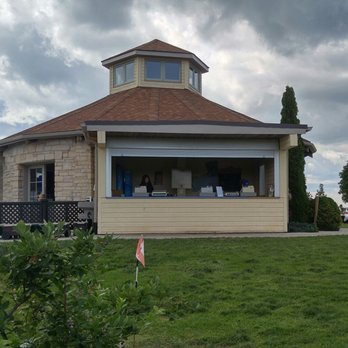 Wilmot Orchards - Farms Near Me - Newcastle, Ontario