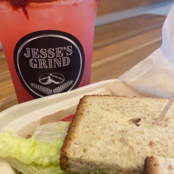 Jesse's Grind Coffee Bar - Watermelon Lemonade and a sandwich for lunch - Coffee & Tea Near Me - Winnetka, California