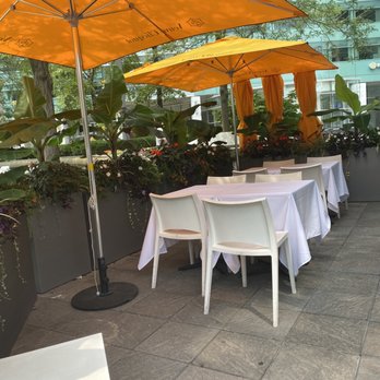 Parc - Patio - New American Near Me - Detroit, Michigan