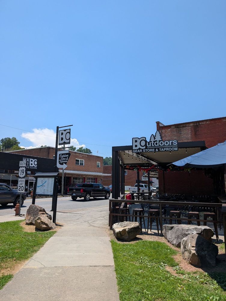Bryson City Outdoors Logo