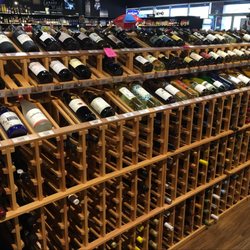Tualatin Liquor - 32 feet of wine.