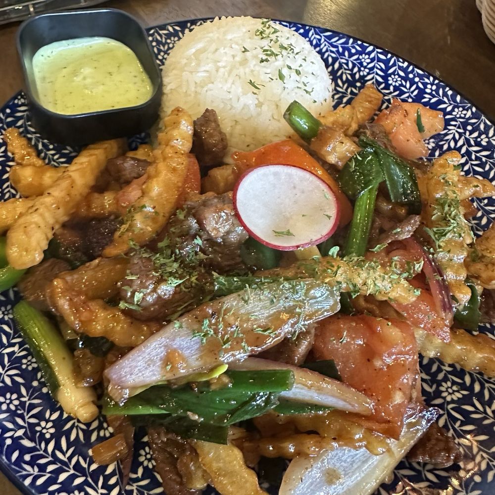 OMELI Kitchen - Saltado 10/10 - Vietnamese Near Me - Fullerton, California OMELI Kitchen - Saltado 10/10 - Vietnamese Near Me - Fullerton, California