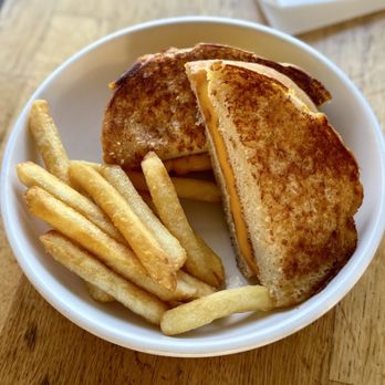 Aloha Mixed Plate - Grilled cheese - Hawaiian Near Me - Lahaina, Hawaii