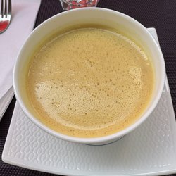 Restaurant Tenne - Creamy saffron soup starter