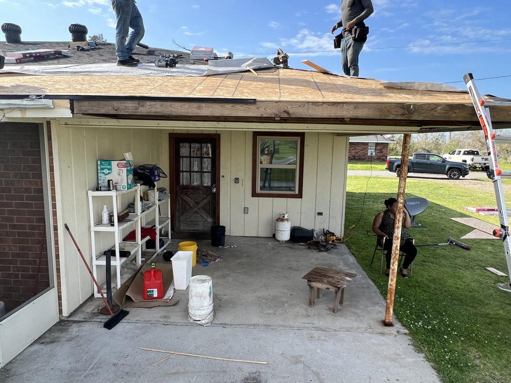 Slide of No Limit Roofing