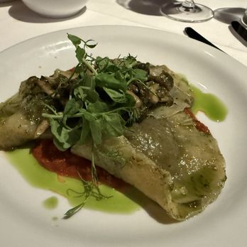 Roy's Hawaii Kai - Mushroom and spinach ravioli - Hawaiian Near Me - Honolulu, Hawaii Roy's Hawaii Kai - Mushroom and spinach ravioli - Hawaiian Near Me - Honolulu, Hawaii