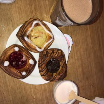 Andersen Bakery - Bakeries Near Me - København