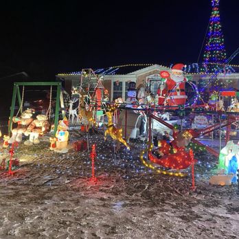 THE AWESOME CHRISTMAS ROLLER COASTER - Updated May 2026 - 17