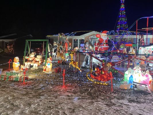 THE AWESOME CHRISTMAS ROLLER COASTER - Updated May 2026 - 17