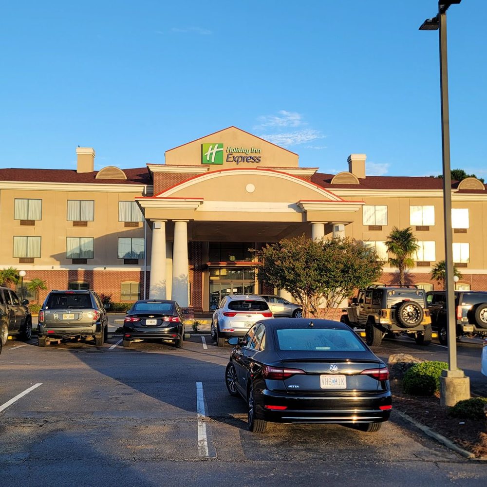 Holiday Inn Express & Suites Forest - Hotels Near Me - Forest, Mississippi Holiday Inn Express & Suites Forest - Hotels Near Me - Forest, Mississippi