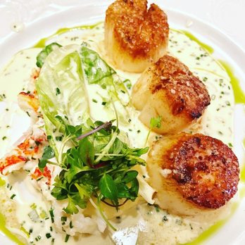 Peninsula Grill - Pan Roasted Jumbo Sea Scallops - New American Near Me - Charleston, South Carolina