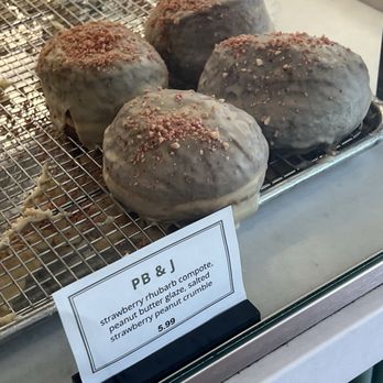 Deaux - Donuts Near Me - Redlands, California Deaux - Donuts Near Me - Redlands, California