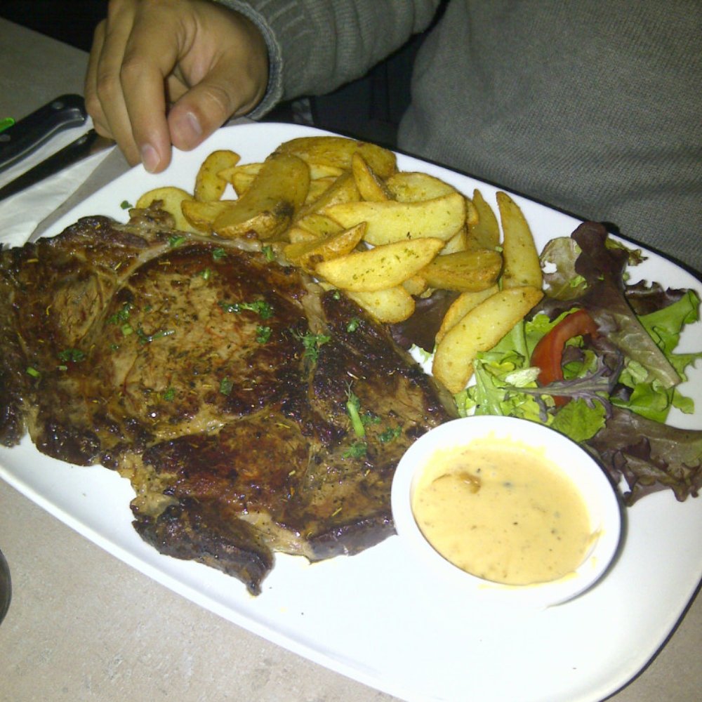La Cour Pavée - Boeuf Entrecote - Creperies Near Me - Chantilly, 60 La Cour Pavée - Boeuf Entrecote - Creperies Near Me - Chantilly, 60